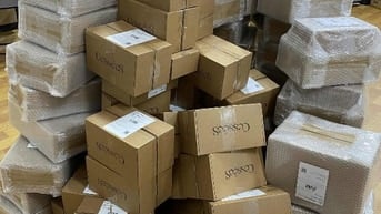 CẦN GẤP 3 NHÂN VIÊN LÀM KHO VÀ 2 NHÂN VIÊN GIAO HÀNG 