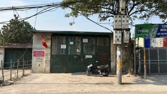 Cho thuê nhà kho, xưởng số 64 Xuân Phương, DT 324m2, nhà mái tôn