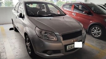 Bán xe Chevrolet Aveo LTZ 1.5 số tự động đời cuối 2013 ở Hà Nội