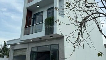 Bán Nhà mới xây xong. Thạnh Xuân 52, Giá: 5.1 tỷ, DTSD 129m2