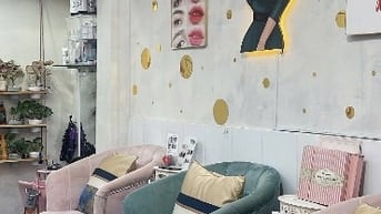 Tuyển thợ Nail làm ăn chia với chủ, tiệm lâu năm đông khách