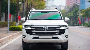 🅰️ TOYOTA LANDCRUISER LC300▪️[ Date 2021 / 34.000km ] xe hoàn hảo