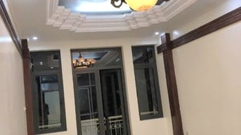 Cho thuê nhà phân lô khu Đầm Trấu làm văn phòng, 60m2, 5 tầng, 23tr/th