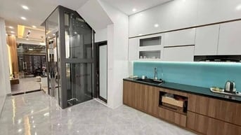 Bán nhà Hoàng Văn Thụ, Hoàng Mai, 65m2, 5 tầng, thang máy, full nội th