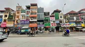 ĐẲNG CẤP BÁN NHÀ MP QUANG TRUNG 100M, vỉa hè đá bóng, Giá đầu Tư, Chỉ 