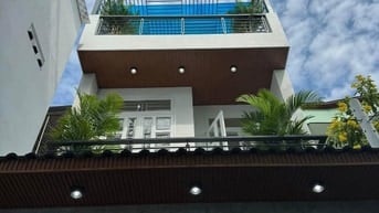 Bán gấp nhà ở đường Huỳnh Tịnh Của, phường 8, quận 3, giá 3tỷ090