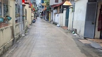 Bán mảnh đất vàng Xuân Đỉnh 32m2, ô tô tải qua, ngõ thông kinh doanh t