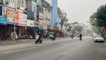 Bán nhà phân lô VIP phố Trần Quốc Hoàn, Cầu Giấy 55m2x8t, giá 22.5 tỷ