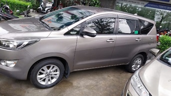 Chính chủ bán xe Toyota Innova đời 2020 MT màu nâu