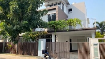 BÁN BIỆT THỰ ĐƠN LẬP RIVIERA COVE CÁCH BIỆT THỰ THE GLOBAL 1KM