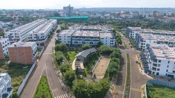 Nhà liền kề KĐT Thành phố Cà phê bán giá cực tốt, chiết khấu cao.