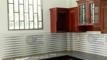 ⭐ Nhà mặt tiền đường 14m, 5x16m, 1 Lầu, 3 pn, sổ hồng.