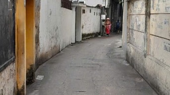 Bán nhà 4 tầng ngõ 105 phố Yên Hòa, cách phố Yên Hòa 60m