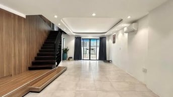NHÀ HAI MẶT TIỀN TRẦN HUY LIỆU, PHÚ NHUẬN. TẶNG TOÀN BỘ NỘI THẤT