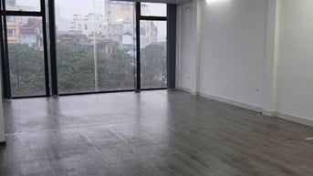 CC cho thuê mặt bằng làm VP mặt phố Vũ Tông Phan - TX, DT 130m2, 19 tr