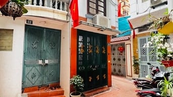 Bán nhà giúp bạn thân – Thái Hà, căn góc, 4T, 30m² – 6.45 tỷ  • 