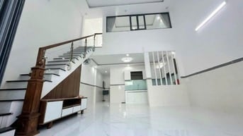 Trường Thọ-Thủ Đức-Nhà Mới 2 Tầng-5m x 14m- Giá Chỉ 4,3Tỷ Thương Lượng