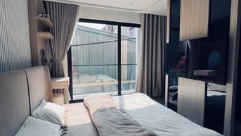 NGÕ Ô TÔ - NHÀ MỚI TOANH -Ô TÔ ĐỖ CỬA - KHU TRUNG TÂM-PHÂN LÔ