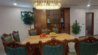 Rất Đẹp, BÁN Mặt Phố Bùi Ngọc Dương, Quận HBT: 106m2, MT 6.3m, 3 tầng,