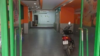 Cho thuê mặt bằng Nguyễn Trãi, Mặt tiền 5m,100 m2*3tầng chỉ 40tr
