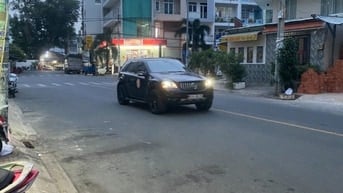 Hàng Độc Đẹp!!Hầm lửng 3 lầu ST– Thang Máy!! 2 MTKD Chợ Lớn chỉ19.5 tỷ