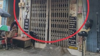 Cần tiền bán gấp nhà gần phố ăn Cư Xá Phú Lâm B, Phường 13, Quận 6