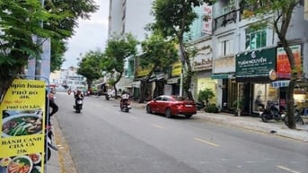 Bán nhà MT hoàng hoa thám, ngày cửa ngõ nhà ga t3 dt 4x25m 1 lầu st