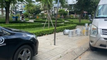 Bán nền đất đối diện công viên, KDC ấp 5 phong Phú, DT 4.5 x18m