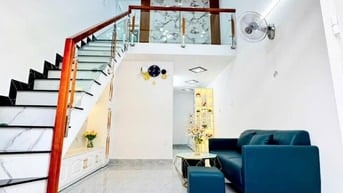 Chủ nhà nợ cần bán gấp nhà 1t1l Nguyên Hồng,q.Bình Thạnh-dt 56m2-shr