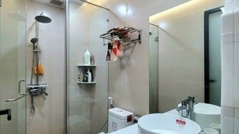 ANH MINH BÁN GẤP NHÀ Q7 Đ.LÂM VĂN BỀN 1TY260/60M2, SỔ RIÊNG, 1T1L