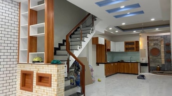 Bán nhà 4 tầng 60m2 / 3.9 Tỷ đường Nguyễn Xí, P13, Bình Thạnh