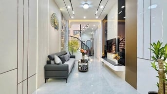 Bán nhà nhỏ 39m2 HXH Huỳnh Tịnh Của, P8, Quận 3, Giá 2tỷ040, Sổ riêng