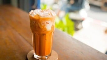  Cần 2 bạn phụ bán đồ uống tại chỗ: 
