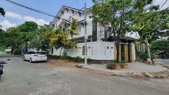 Bán Biệt Thư ven sông đường Ung Văn Khiêm , phường 25 Bình Thạnh
