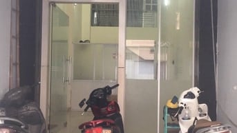 Sang căn hộ dv Ngay Ngã Tư Phú Nhuận