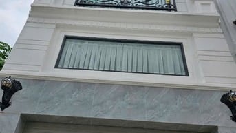 NHÀ 2,5 LẦU MỚI HXH , ĐƯỜNG NGUYỄN THƯỢNG HIỀN , P5 , QUẬN - BT
