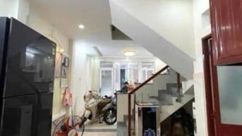 Nhà hẻm lớn giá thương lượng ngay Bến Nghé Q1