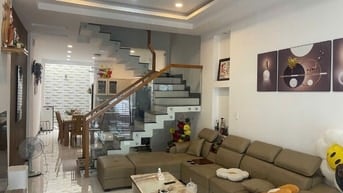 NHÀ HXH NGUYỄN VĂN QUÁ, Q12-DT4x16m 3 LẦU 4PN 5WC