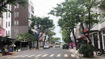 Bán căn nhà 2.5 tầng trục shophouse khu đô thị FPT, Ngũ Hành Sơn 