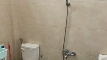 Nhà nhỏ khu dân cư yên tĩnh, có sân vườn