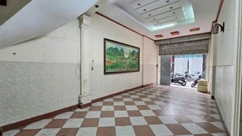 Bán nhà riêng Lê Trọng Tấn, phân lô, gara ô tô, đi lại thuận tiện