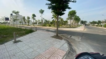 Bán đất khu dân cư Phước Kiển 5x16 đường 8m  giá 5.7 tỷ