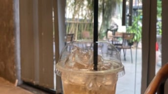 Cần 5 bạn phụ bán sữa tại quán 