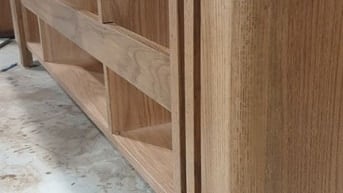 Cty MV decor TPHCM cần tuyển thợ mộc, thợ sơn Pu có tay nghề 