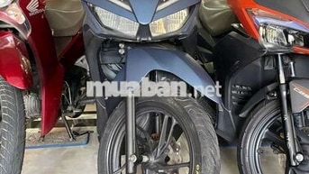Cần bán xe máy Vario 150