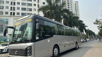 Tuyển lái xe bằng E chuyên chạy du lịch xe 47 chỗ đời mới 2024-2025