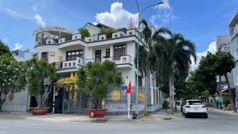 Chính chủ cho thuê Biệt thự rộng 500m Phú Mỹ Q7 giá 80triệu nhà đẹp