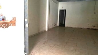 Cho thuê kho hàng 150m2 ,ngõ 76 phố An Dương, tải 5 tấn đỗ cửa , 10tr