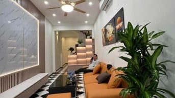 Bán nhà mặt phố trần thủ độ, dt 58m x 3 tầng. mặt đường ô tô tránh, ki