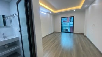 NHÀ ĐẸP XUÂN LA- 6 TẦNG THANG MÁY- THÔNG SỐ VÀNG- CẠNH HỒ TÂY